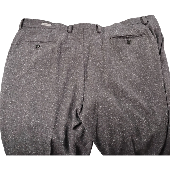 Joseph Abboud Gray Suit, Jacket 44L, Pants 40Wx30 - Picture 7 of 16